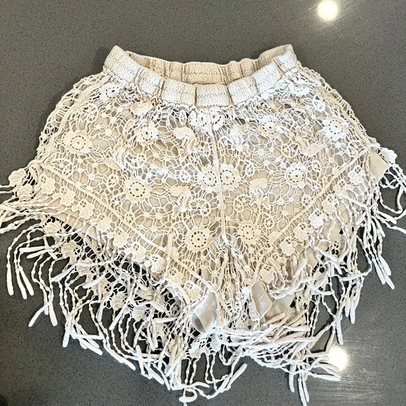 MIMI CHICA Shorts- Small